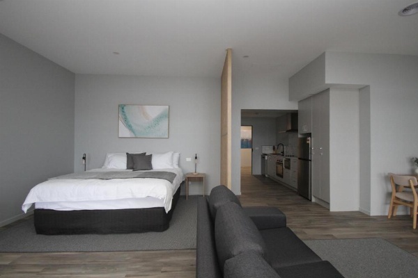 Waterfront Apartments image 19