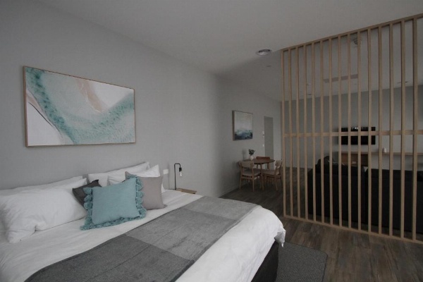 Waterfront Apartments image 30